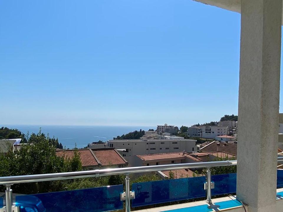 Apartmani Dini Ulcinj Zewnętrze zdjęcie