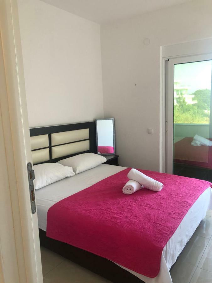 Apartmani Dini Ulcinj Zewnętrze zdjęcie