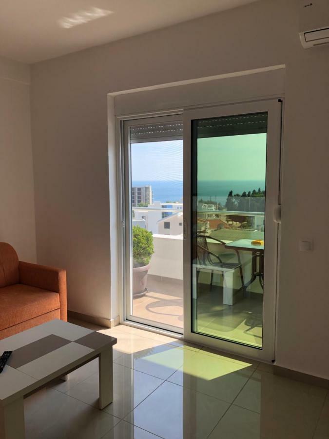Apartmani Dini Ulcinj Zewnętrze zdjęcie