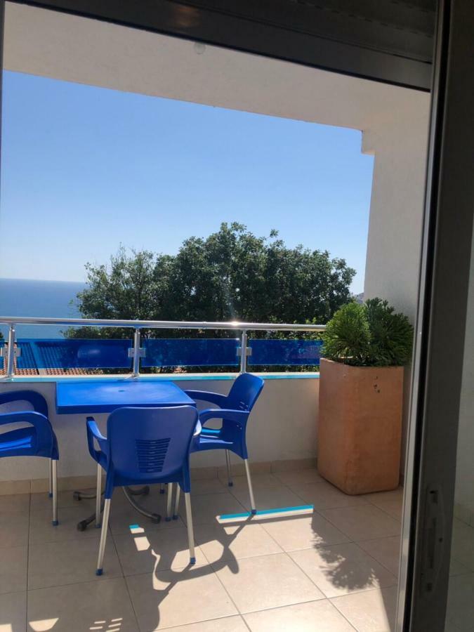 Apartmani Dini Ulcinj Zewnętrze zdjęcie