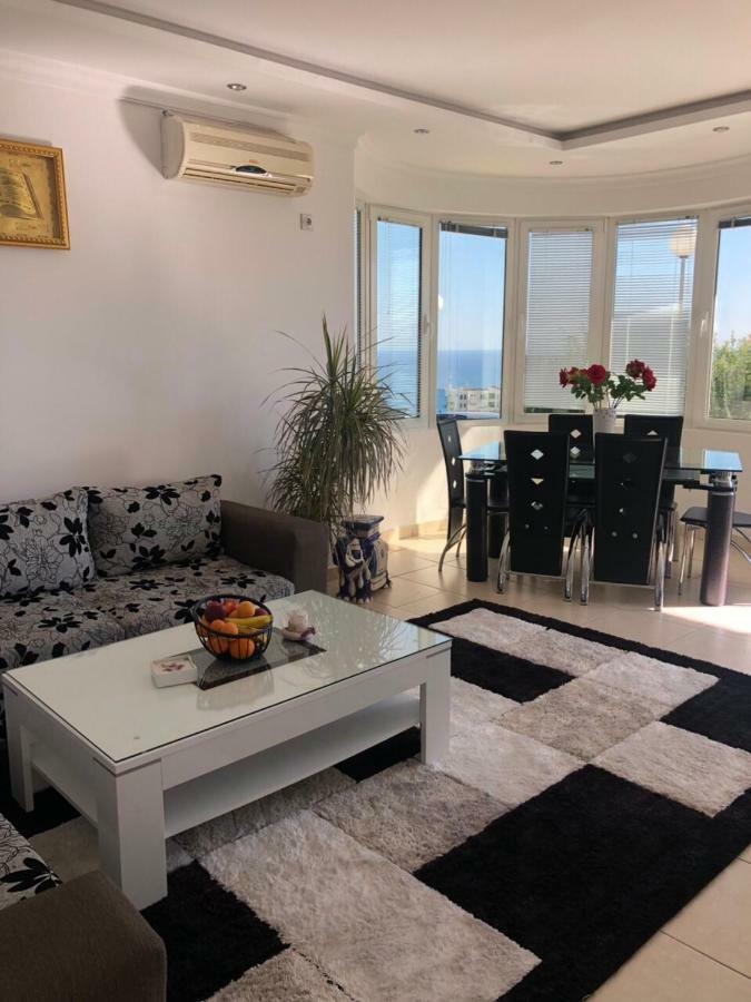 Apartmani Dini Ulcinj Zewnętrze zdjęcie