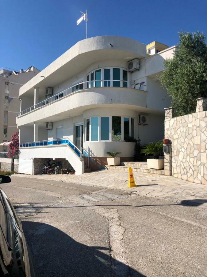 Apartmani Dini Ulcinj Zewnętrze zdjęcie